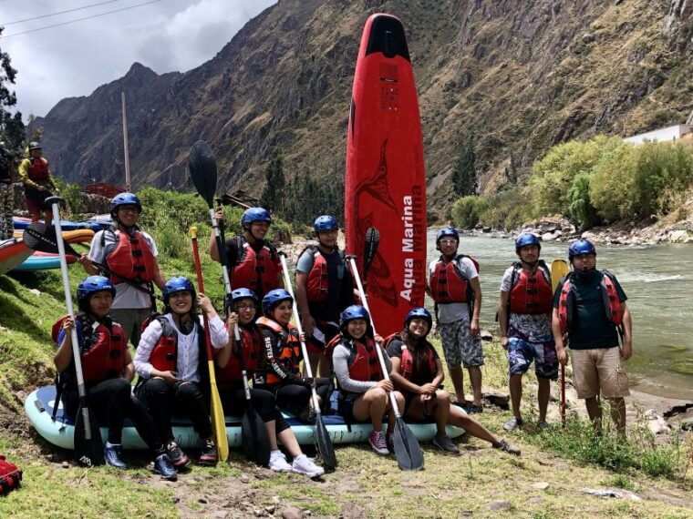 peru-stand-up-paddleboarding-tour-on-urubamba-river