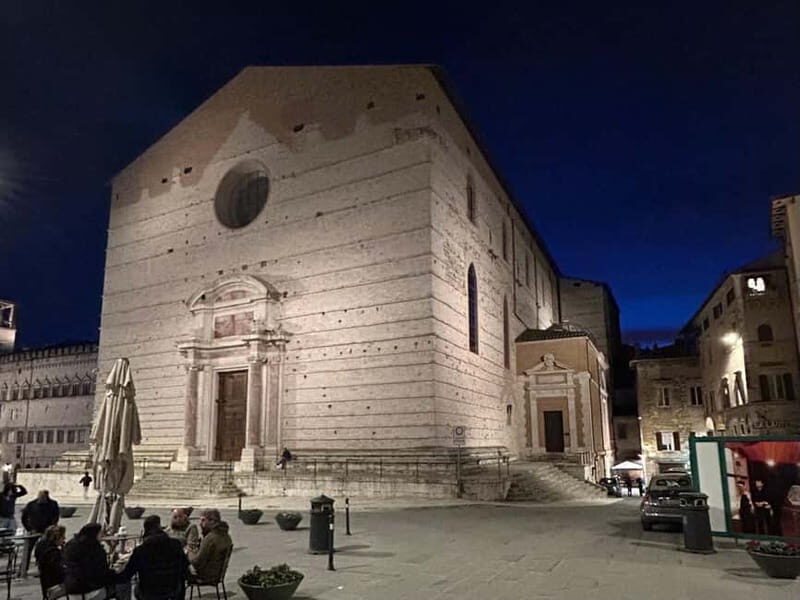 Perugia: Sunset Walking Tour with Chocolate/Gelato Tasting - Why This Tour Is Worth It