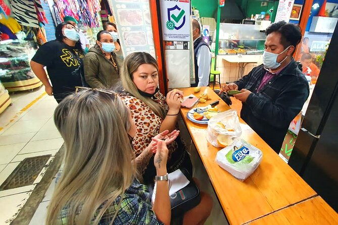 peruvian-food-tour-through-local-markets