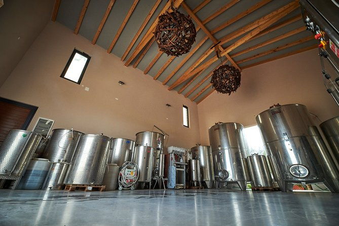 pervino-wine-tasting