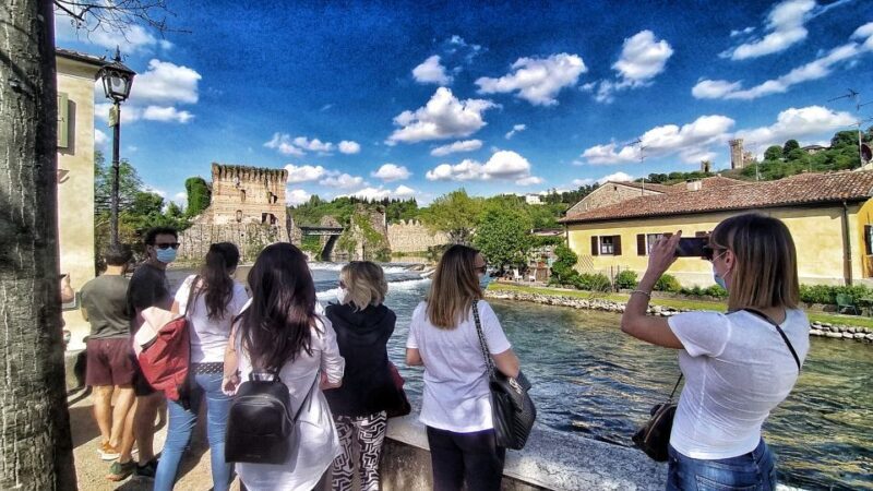 Peschiera del Garda: Lake Garda & Borghetto E-Bike Tour - In Summary
