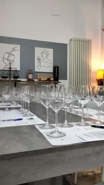 Peschiera del Garda: White wine tasting - The Experience’s Suitability
