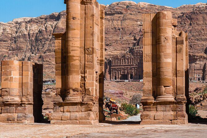Petra 1-Day Tour from Eilat + FREE Traditional Lunch - The Sum Up