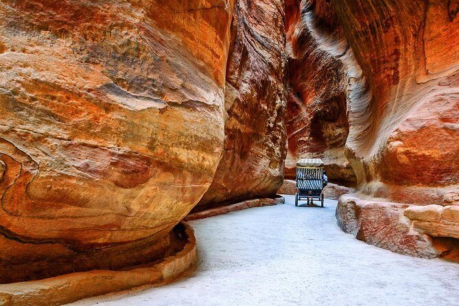 Petra and Wadi Rum Day Trip from Amman - FAQ