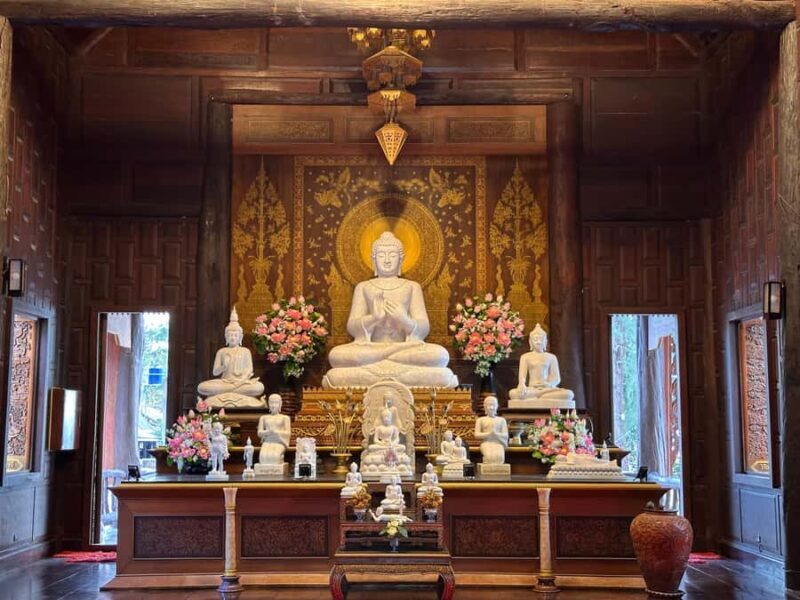 Phang Nga: Long Lae Market and Wat Tha Sai Temple Tour - An In-Depth Look at the Experience