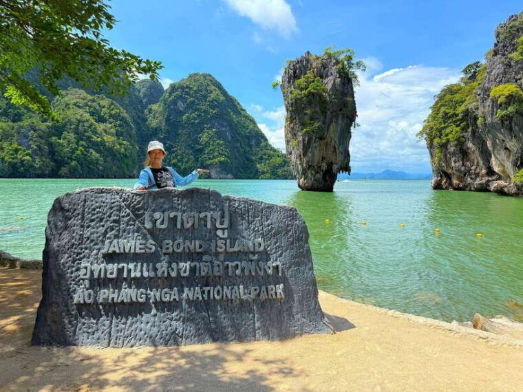 phang-nga-private-longtail-boat-to-james-bond-koh-panyi