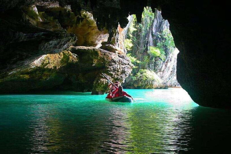 phangnga-bay-cave-canoe-james-bond-island-all-inclusive