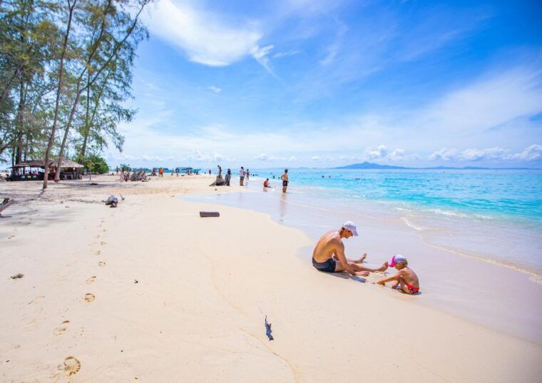 phi-phi-4hrs-bamboo-phi-phi-tour-by-private-longtail-boat