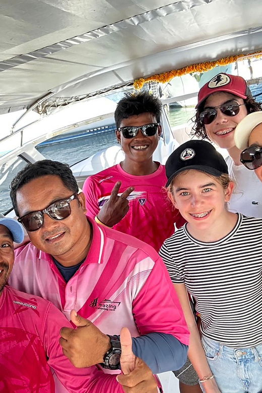 phi-phi-and-bamboo-islands-speedboat-tour-with-fins