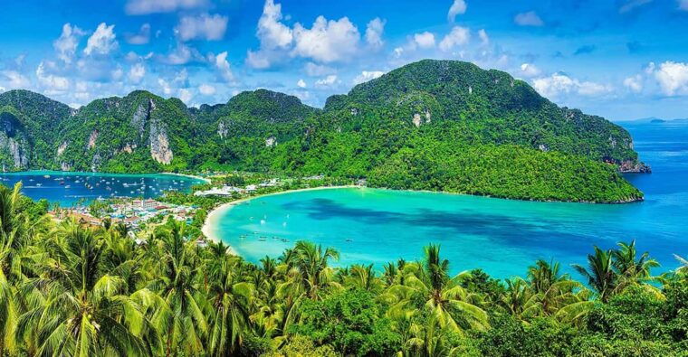 phi-phi-and-bamboo-islands-speedboat-tour-with-fins