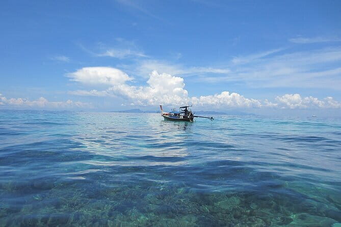 Phi Phi & Bamboo Islands Escape by Luxury Catamaran - An In-Depth Look at the Tour Experience