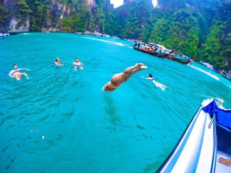phi-phi-bamboo-islands-premium-day-trip-w-seaview-lunch