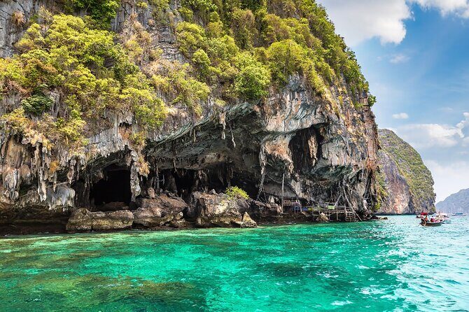 Phi Phi island Tour by Big Boat - Is This Tour Right for You?