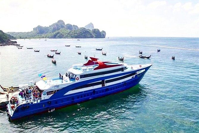 Phi Phi Island Tour by Royal Jet Cruiser with Lunch & Pickup - The Bottom Line: Who Should Consider This Tour?