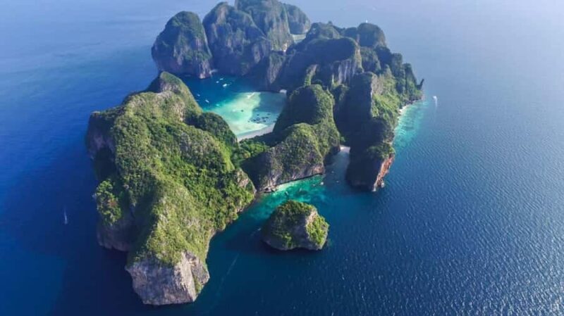 Phi Phi Islands: 2 Days, 1 Night Trip with Activities - Detailed Breakdown of the Itinerary