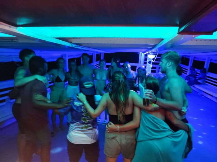 phi-phi-maya-bay-sleepaboard-tour-with-snorkeling-sunset