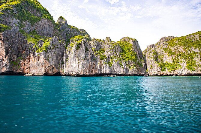 Phi Phi, Maya, Khai and Pileh Day Trip by Speed Catamaran From Phuket - FAQ