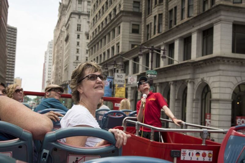 philadelphia-double-decker-hop-on-hop-off-sightseeing-tour