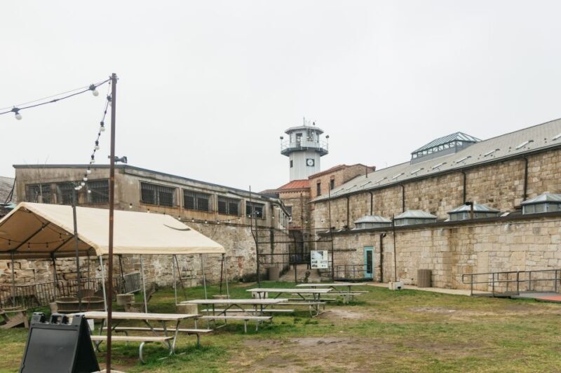 Philadelphia: Eastern State Penitentiary Admission - Notable Stops and Exhibits