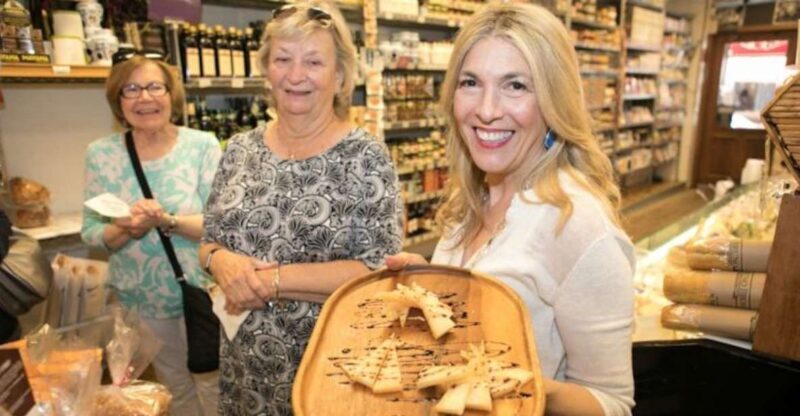 Philadelphia: Inside the Italian Market: Tasting Journey - Exploring Philadelphias Italian Market: An Authentic Flavor of the City
