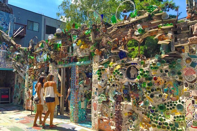 Philadelphia Murals and Street Art Tour with Magic Gardens - FAQs