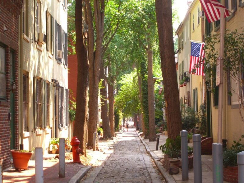 philadelphia-revolutionary-walk-through-historic-old-city