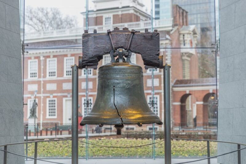 philadelphia-revolutionary-walk-through-historic-old-city