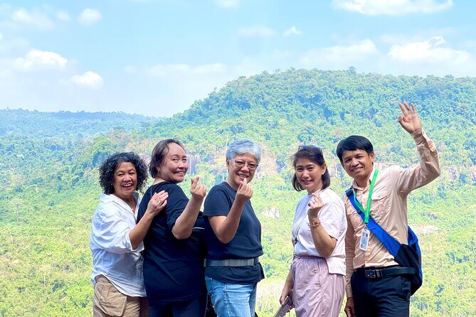 Phnom Kulen Waterfall and Banteay Srei Temple Tour from Siem Reap - FAQ