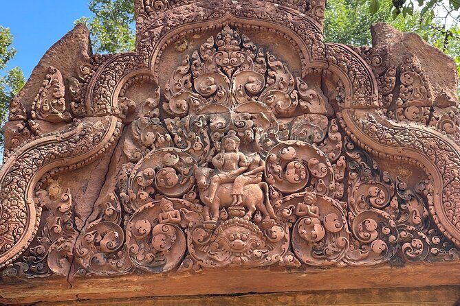 Phnom Kulen Waterfall and Banteay Srei Temple Tour from Siem Reap - In The Sum Up