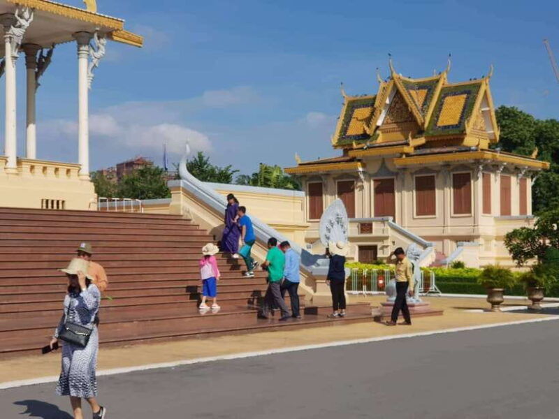 phnom-penh-2-day-city-highlights-tour