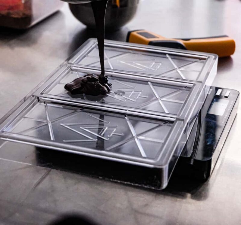 Phnom Penh: Chocolate Workshop - Make & Decorate Your Bar - Key Points