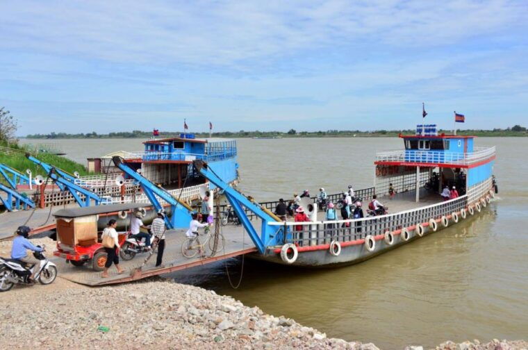phnom-penh-city-and-silk-island-tour-no-genocide-sites