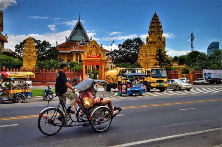 phnom-penh-full-day-tour-included-all-admission-tickets