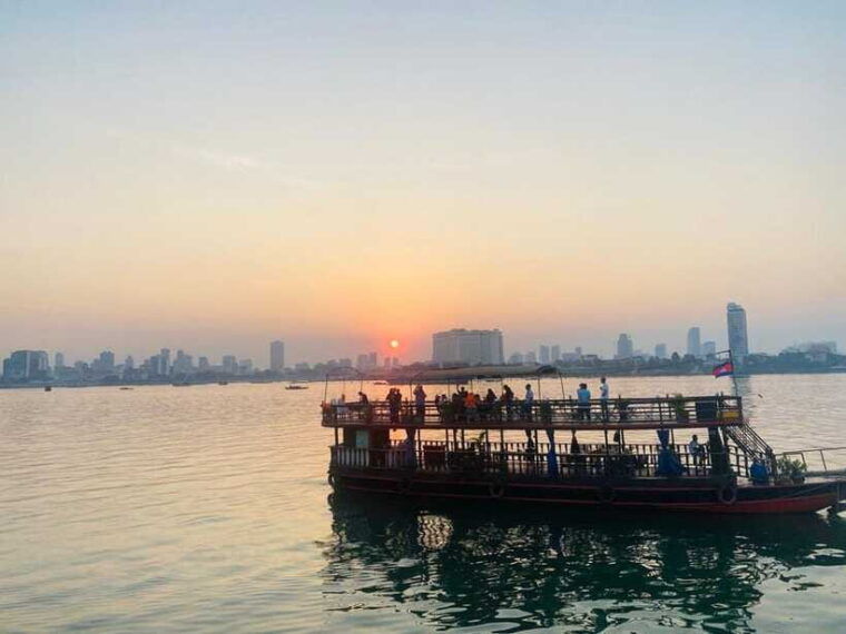 phnom-penh-full-day-tour-including-sunset-mekong-river-boat