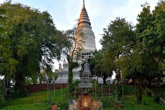 Phnom Penh Half-day Tour From Phnom Penh City - Authentic Insights from Reviewers