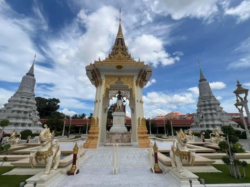 Phnom Penh: Hidden Gems Walking Tour with Local Guide - Discovering Cambodia’s Contemporary Art Scene