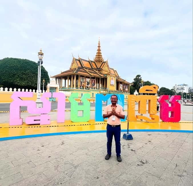 Phnom Penh: Hidden Gems Walking Tour with Local Guide - Practical Details and What to Expect