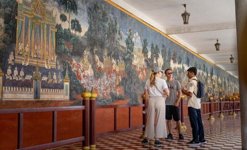 phnom-penh-historical-sites-tour-by-tuk-tuk