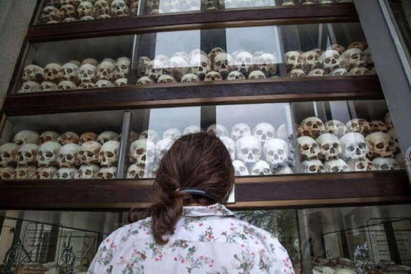 phnom-penh-killing-fields-and-s-21-museum-tour