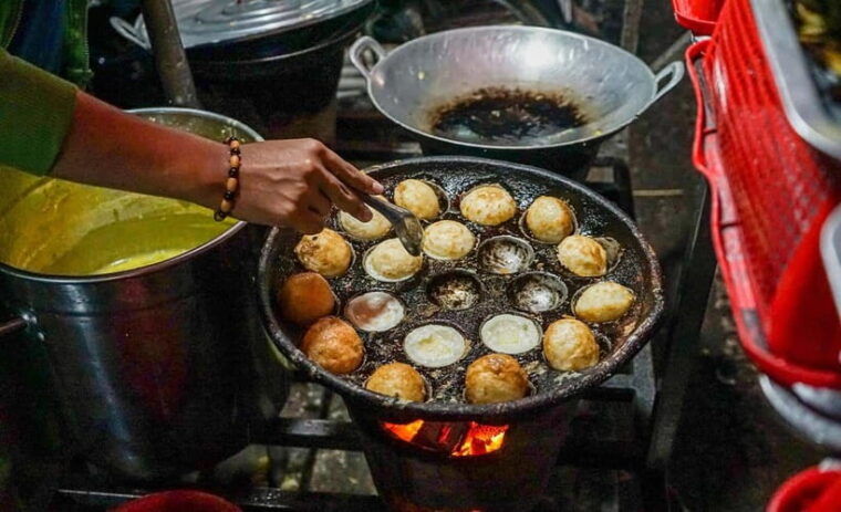 phnom-penh-morning-foodie-market-tour-by-tuk-tuk