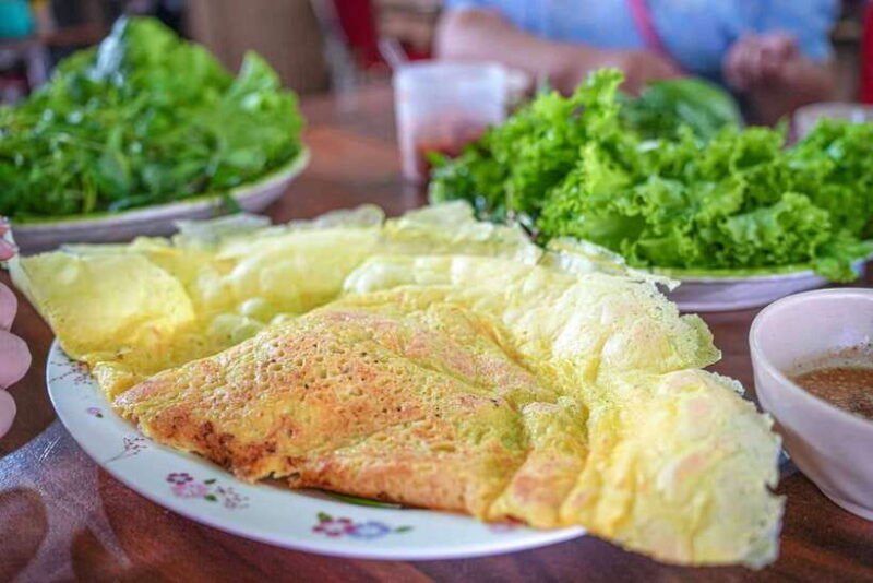 phnom-penh-morning-market-guided-breakfast-tour-by-tuktuk