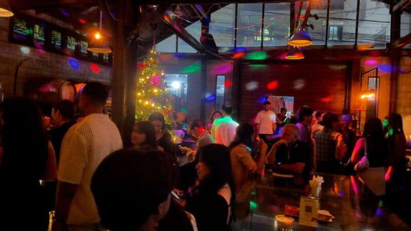 phnom-penh-nightlife-hidden-local-bars-tour
