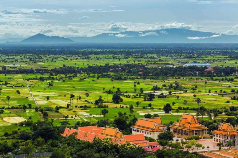 phnom-penh-phnom-oudong-koh-chen-village-lunch-include