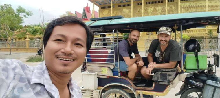 phnom-penh-private-city-tour-by-tuk-tuk-with-10-highlights
