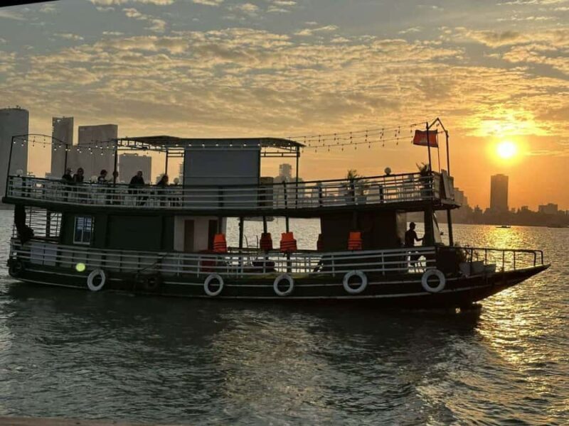 Phnom Penh: Private (Entire Boat) Mekong River Sunset Cruise - Why Choose the Private Mekong Sunset Cruise?