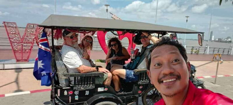 phnom-penh-private-tuk-tuk-tour-with-english-speaking
