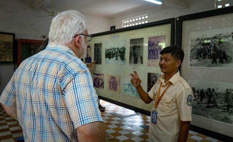 Phnom Penh :S21 Tuol Sleng Museum & Killing Field Tour - Introduction to the Tour Experience