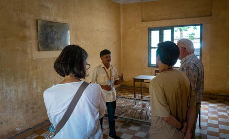 Phnom Penh :S21 Tuol Sleng Museum & Killing Field Tour - FAQ