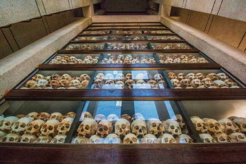 phnom-penh-s21-tuol-sleng-museum-killing-field-with-lunch