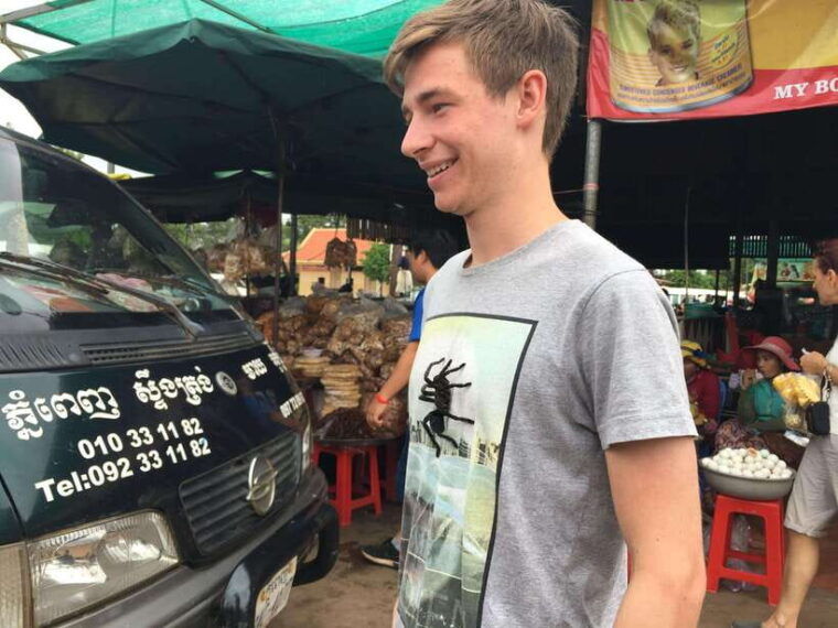 phnom-penh-siem-reap-road-transfer-plus-sightseeing